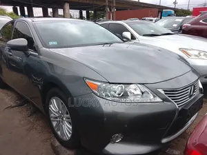 Lexus ES 2014 Gray