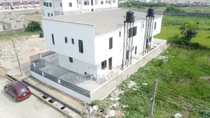 4bdrm Duplex in Ocean Bay Estate, Lekki Expressway for sale