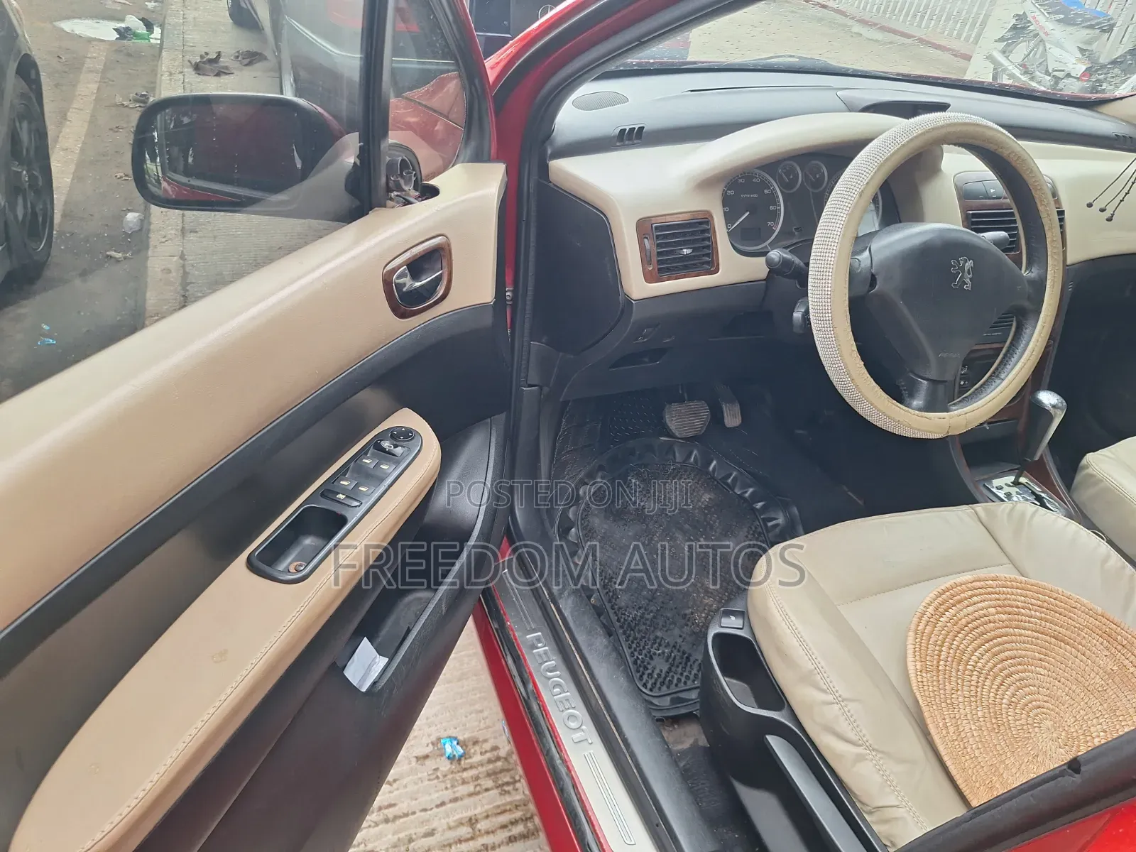 Peugeot 307 2008 Red