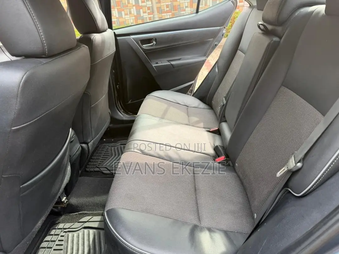 Toyota Corolla 2016 Blue