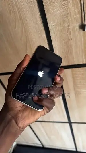 Apple iPhone 11 128 GB White