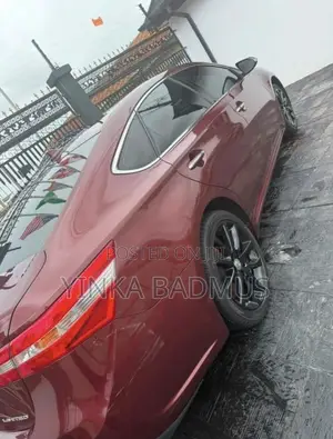 Toyota Avalon Limited (3.5L 6cyl 6A) 2018 Red