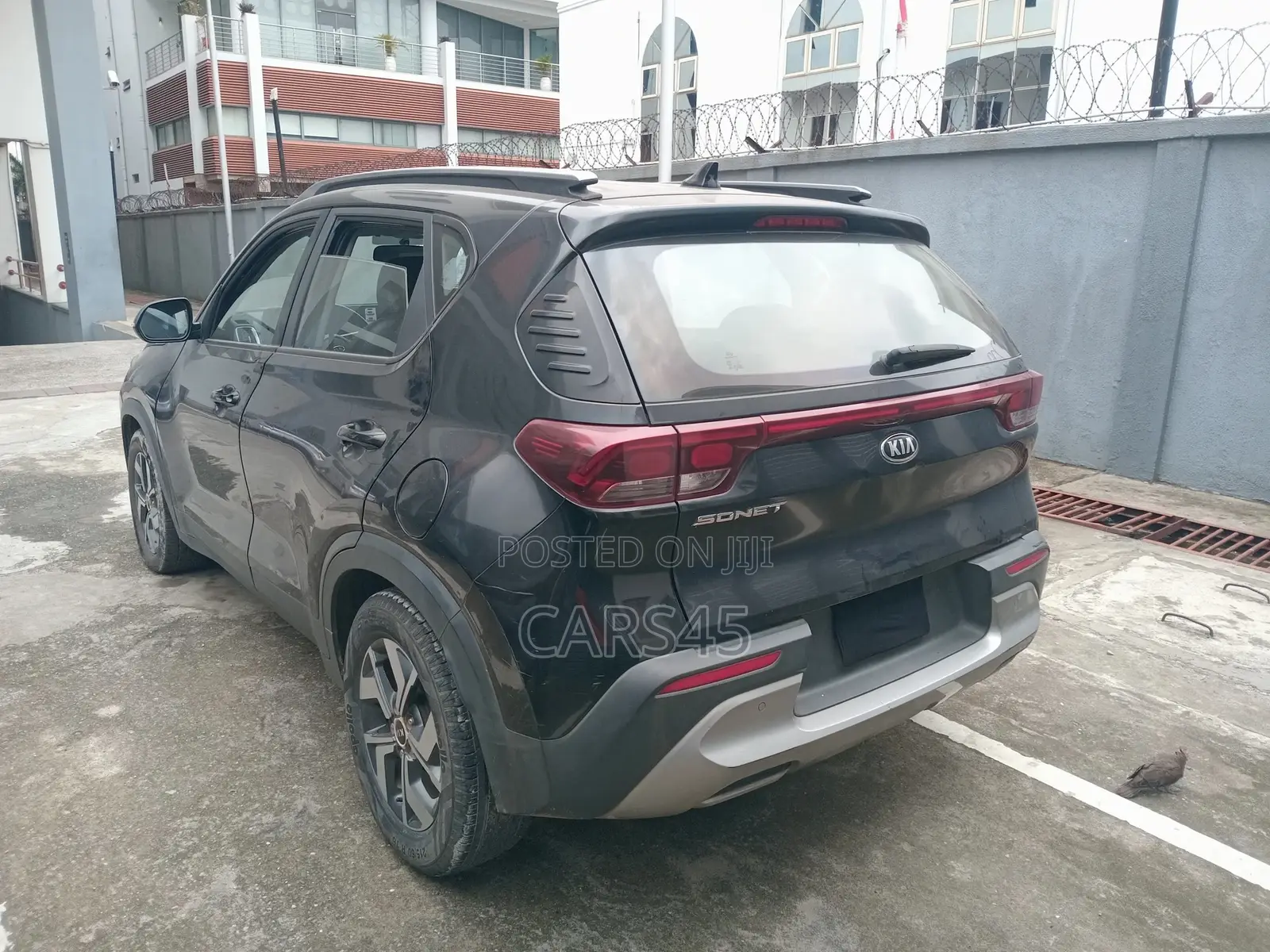 Kia Sonet 2021 Black