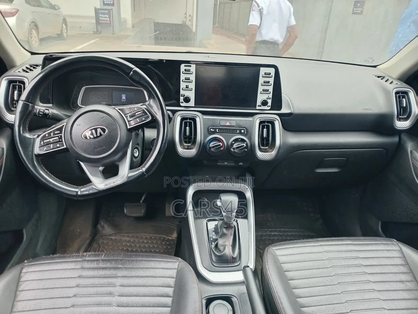 Kia Sonet 2021 Black