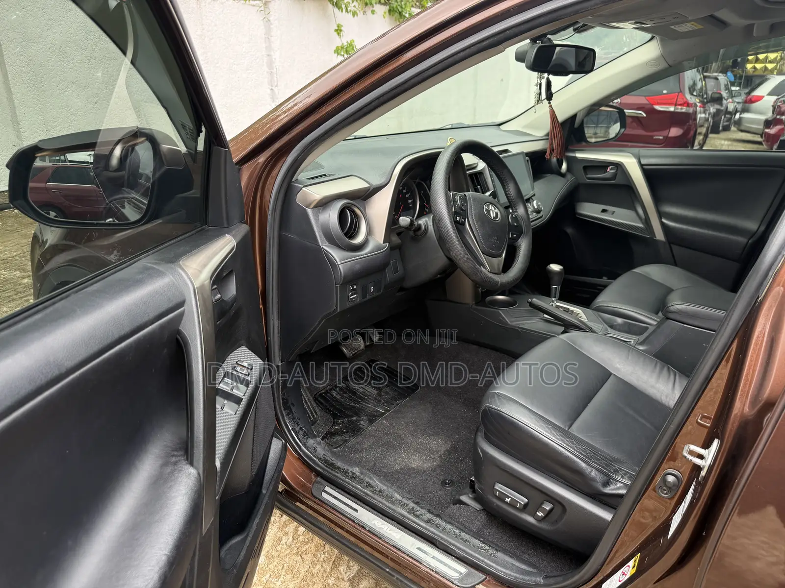 Toyota RAV4 2014