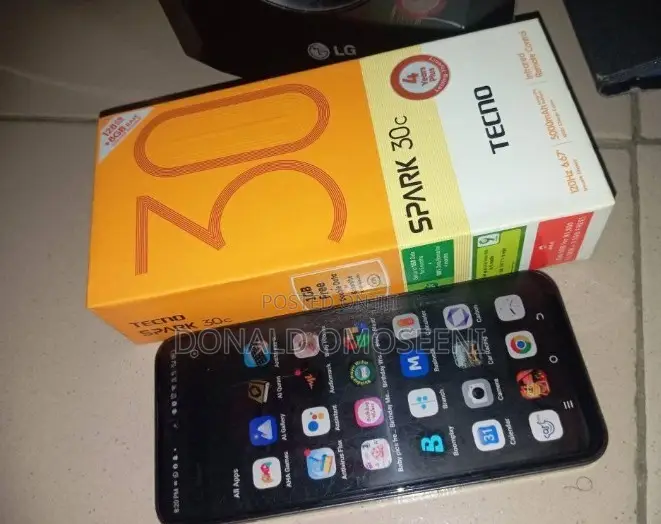 Tecno Spark 30C 128 GB Black