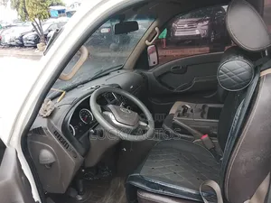Kia Pregio 2000 White