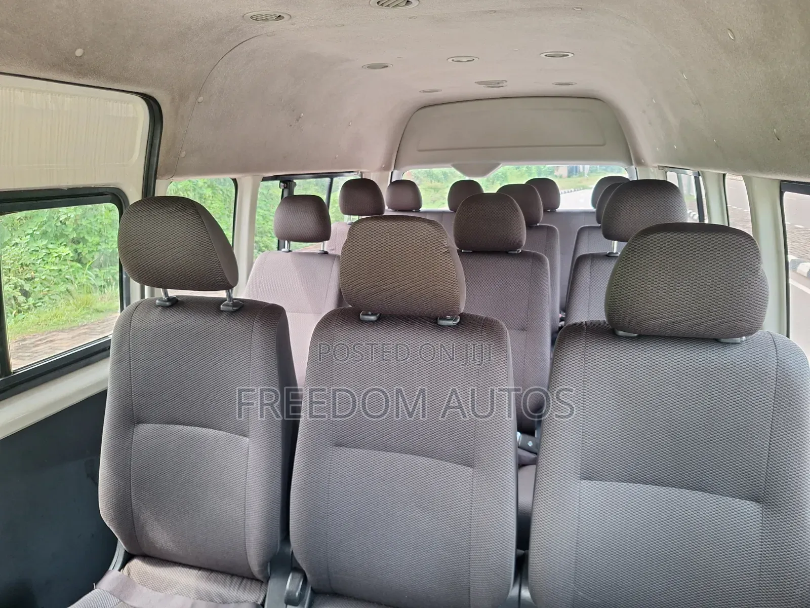 Toyota HiAce 2021 White