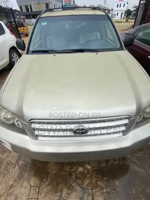 Toyota Highlander V6 AWD 2002