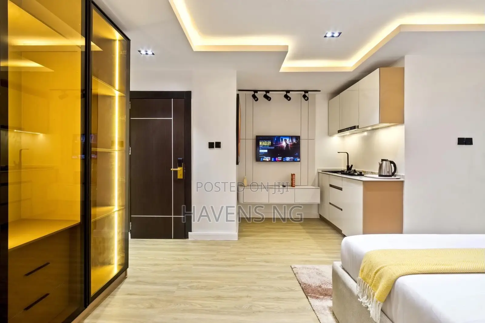 Newly Launched Studio Apartment With Indoor Pool Breakfast