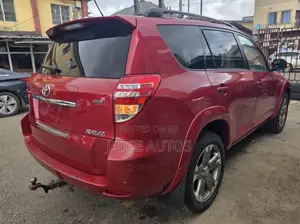 Toyota RAV4 2011 Burgundy