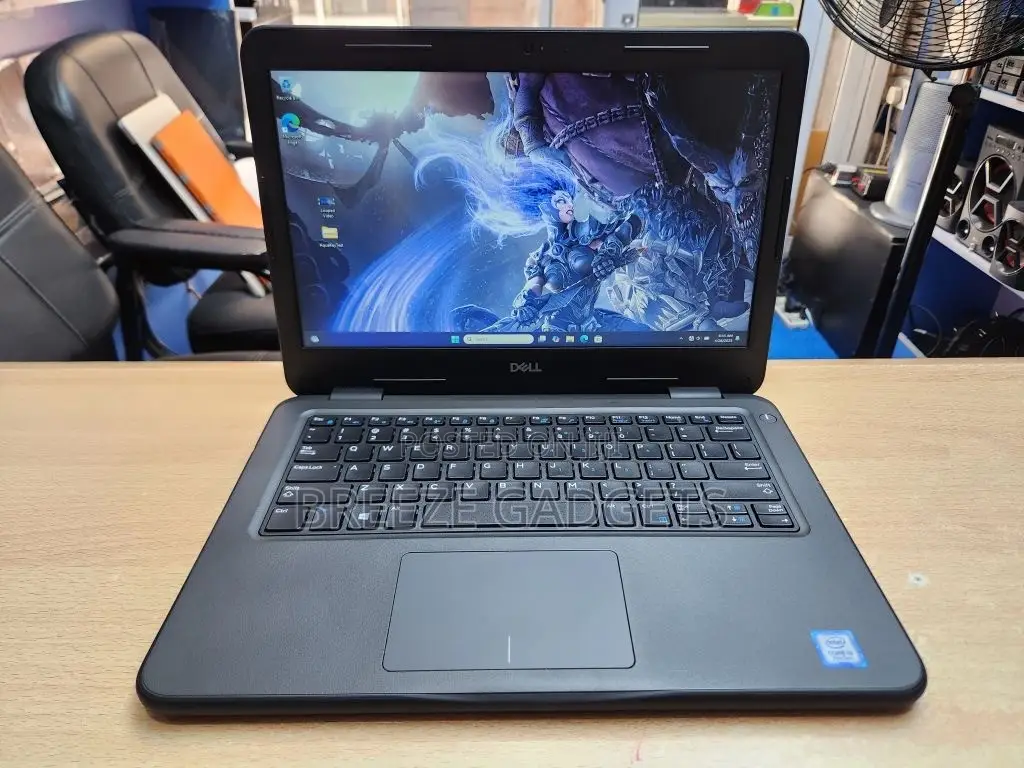 Laptop Dell Latitude 3300 8GB Intel Core i5 SSD 256GB