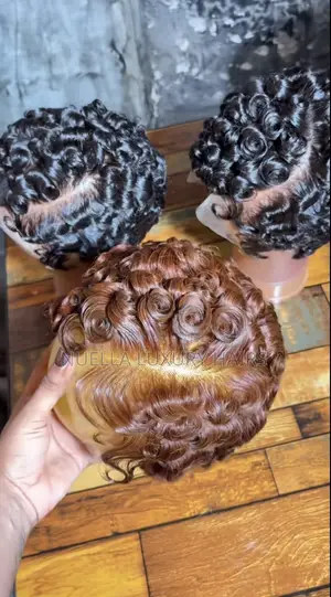 Nuella Luxury Hairs