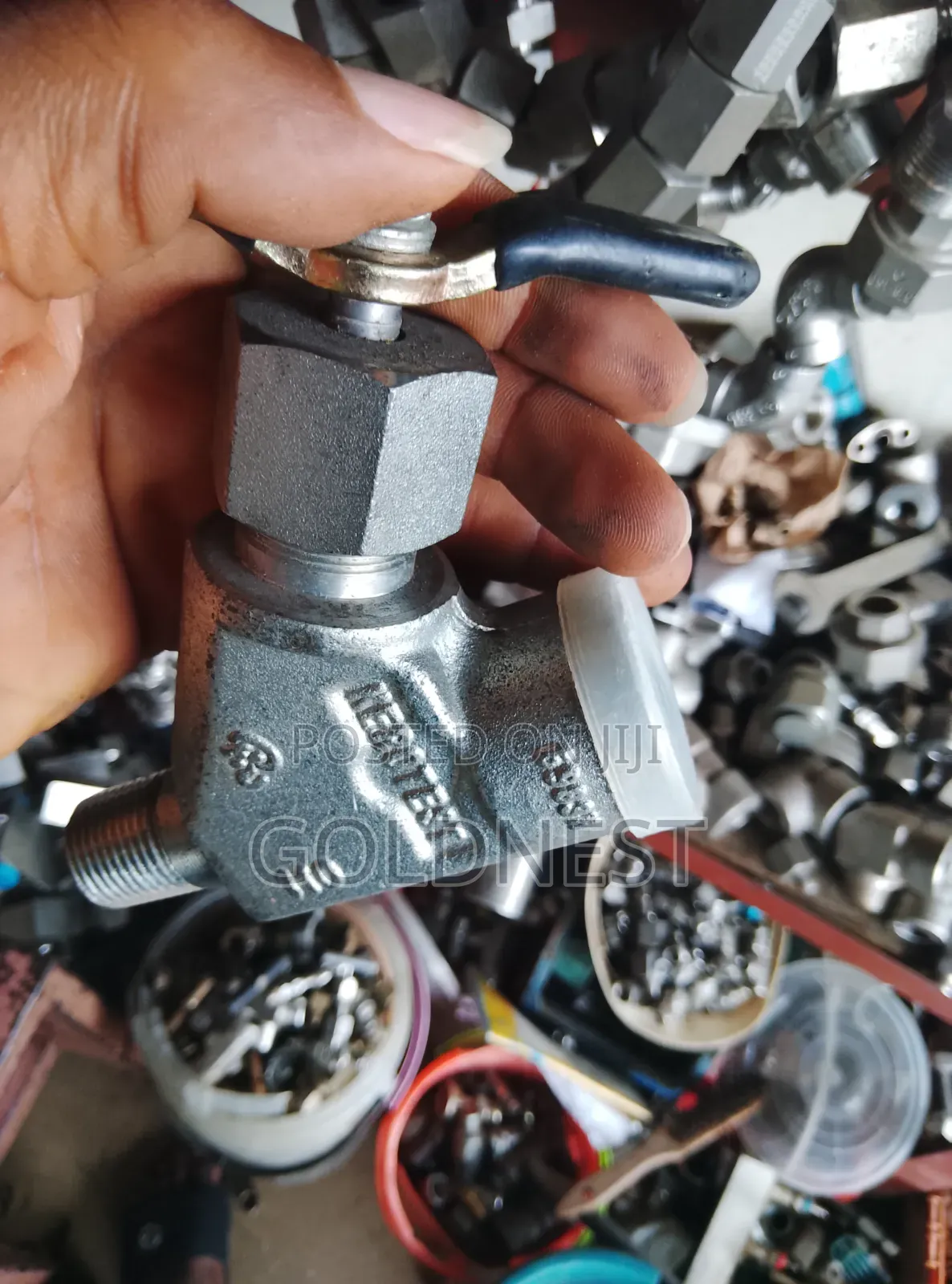 110 Gauge Shutoff Needle Valve