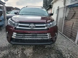 Toyota Highlander 2017 Beige