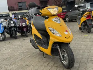 Kymco 2018 Yellow