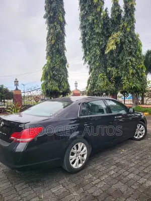 Toyota Avalon 2008 Black