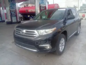 Toyota Highlander 2012 Black