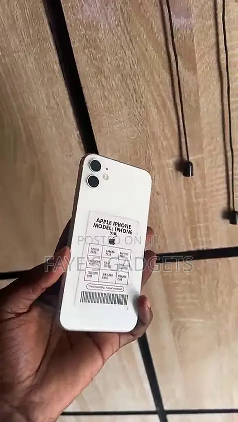 Apple iPhone 11 128 GB White