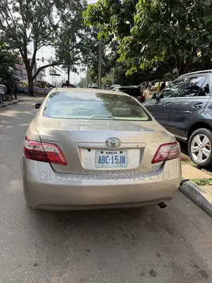 Toyota Camry 3.5 LE 2008 Gold