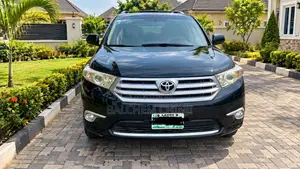 Toyota Highlander 3.5L 4WD 2013 Black