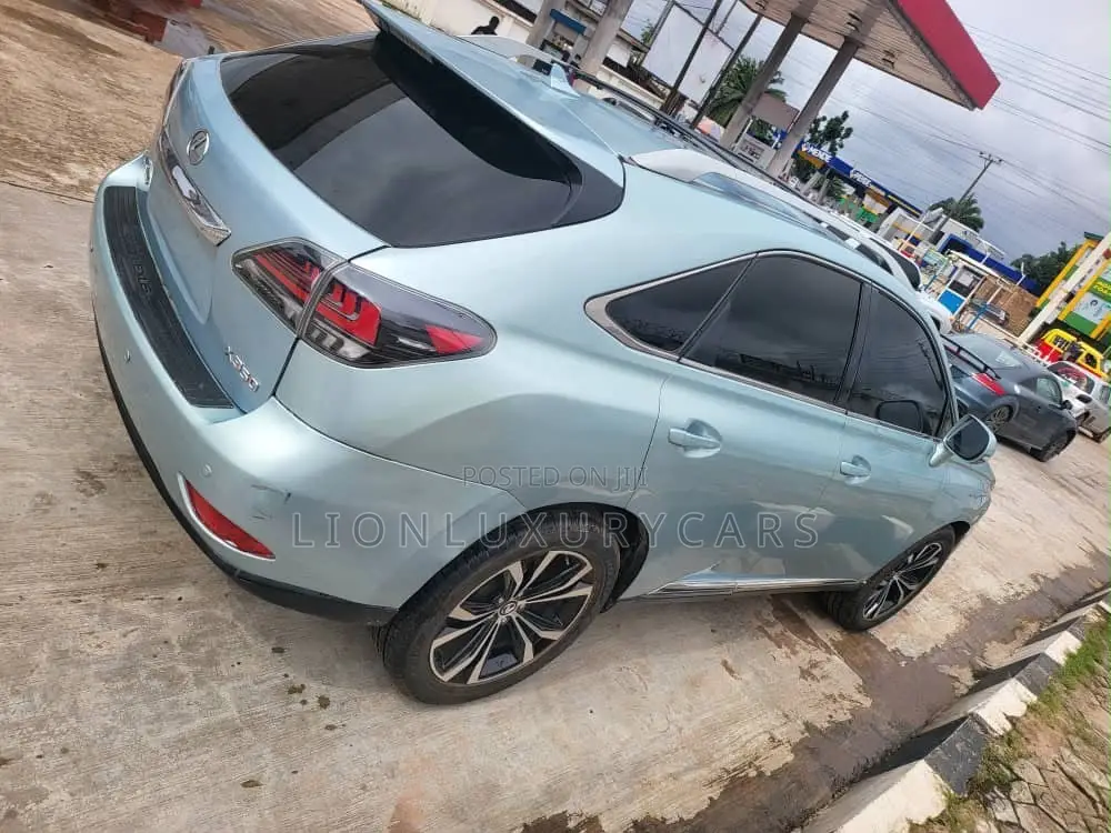 Lexus RX 2011 Blue