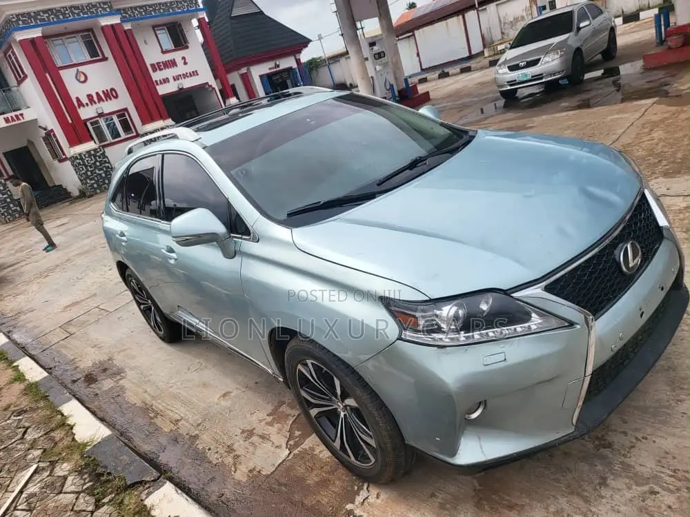 Lexus RX 2011 Blue