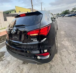 Hyundai Santa Fe 2018 Black