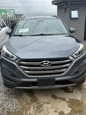 Hyundai Tucson Limited AWD 2018 Gray