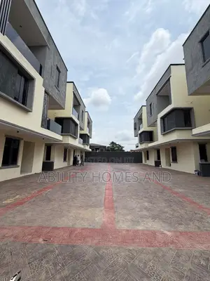 4bdrm Duplex in Ogba for sale