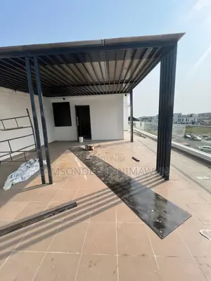 Modern Pergola Shade | Professional Installation