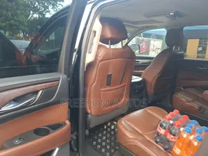 Cadillac Escalade 2016 Gray