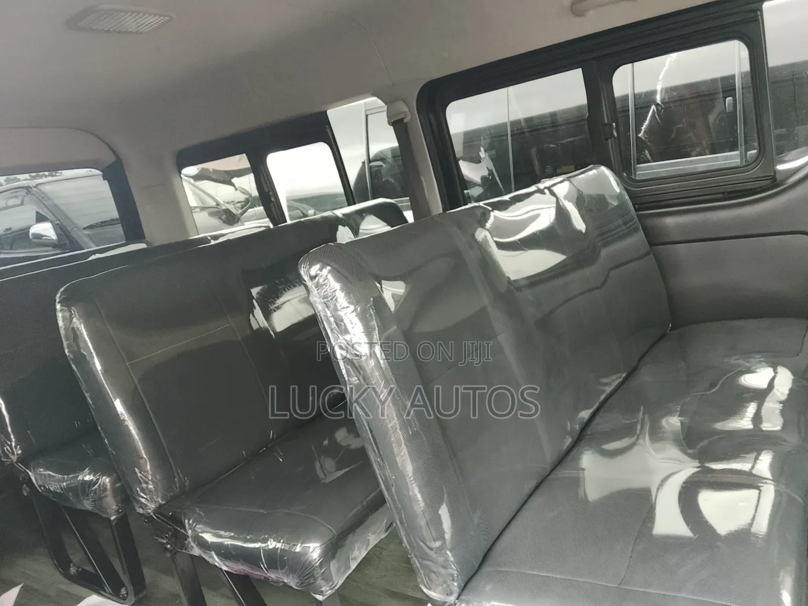Toyota HiAce 2015 Grey