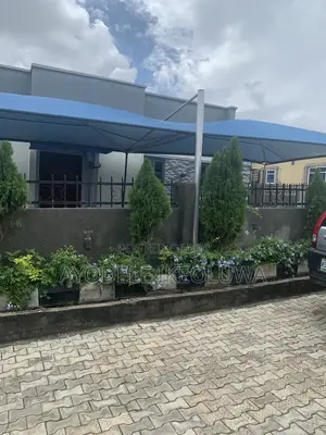 Three Bedrooms Service Apartment for Rent