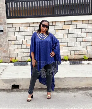 Lace Poncho / Cape Top