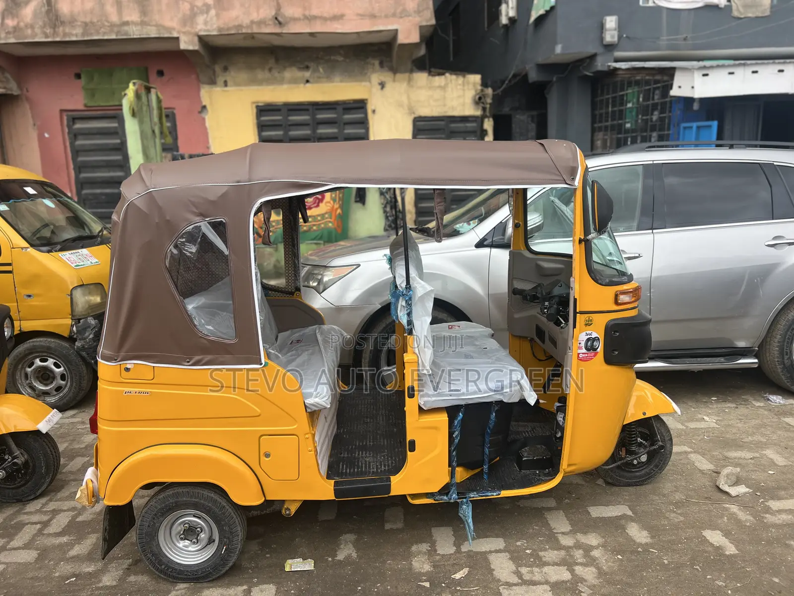 New Bajaj RE 2026 Yellow