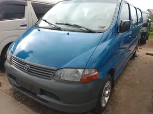 Toyota HiAce 2005 Blue