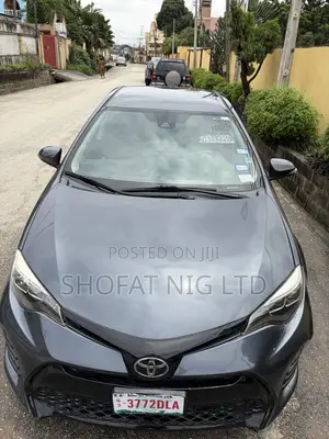 Toyota Corolla 2017 Gray