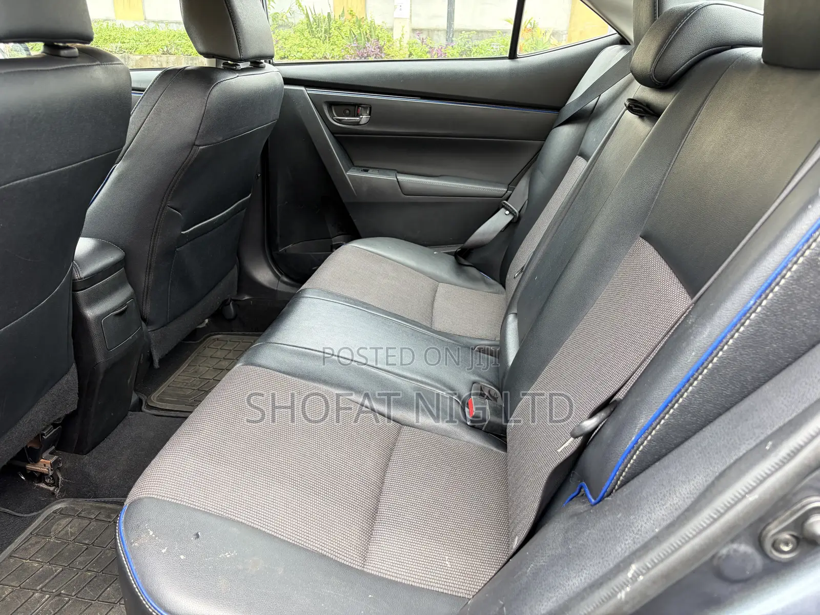 Toyota Corolla 2017 Gray