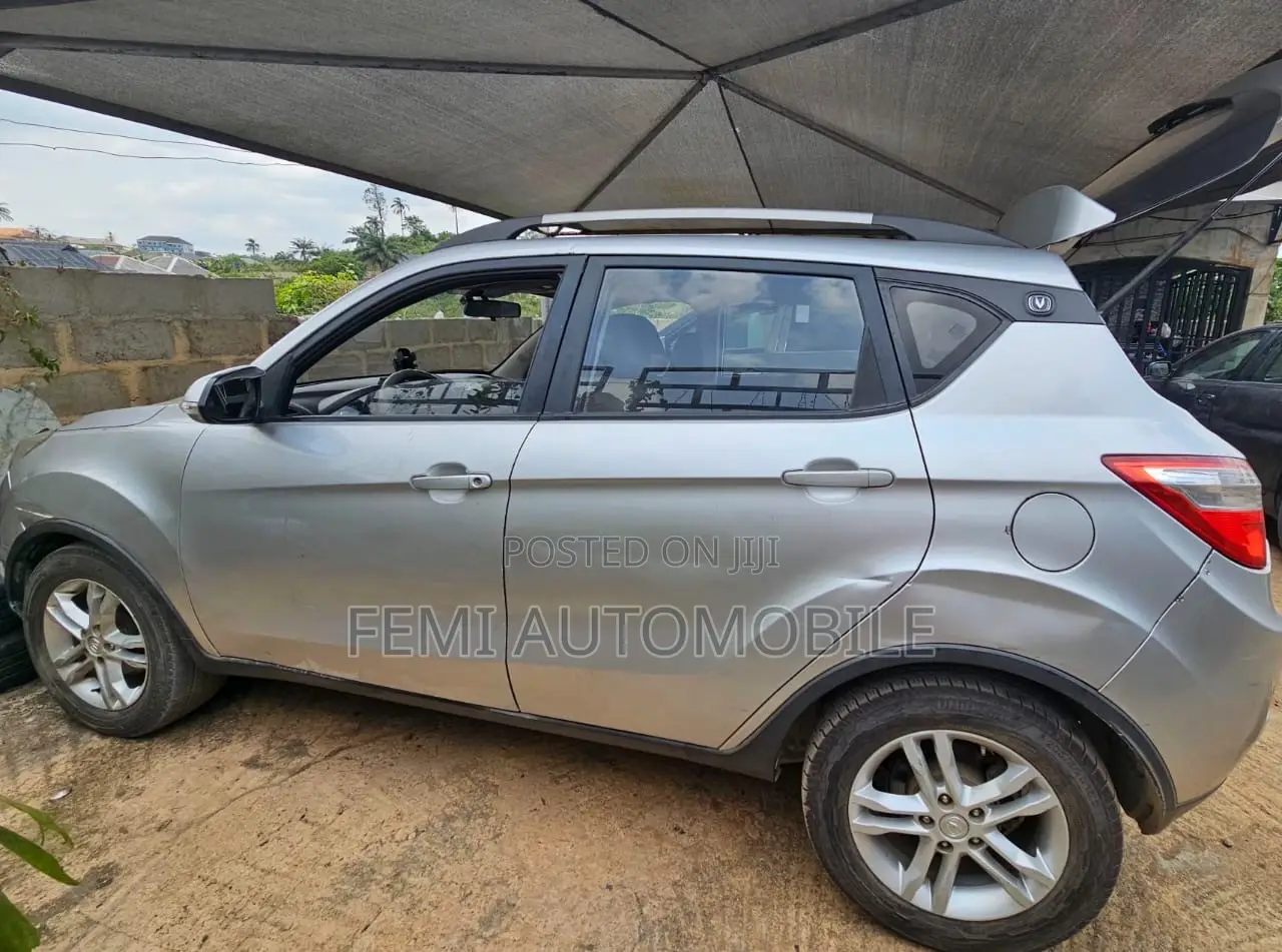 Changan CS35 SUV 2016 Silver