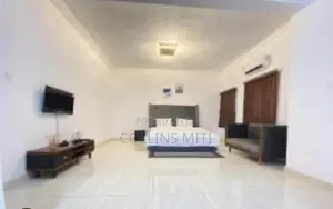 2bdrm Block of Flats in Ocean Palm Eatate, Sangotedo for sale