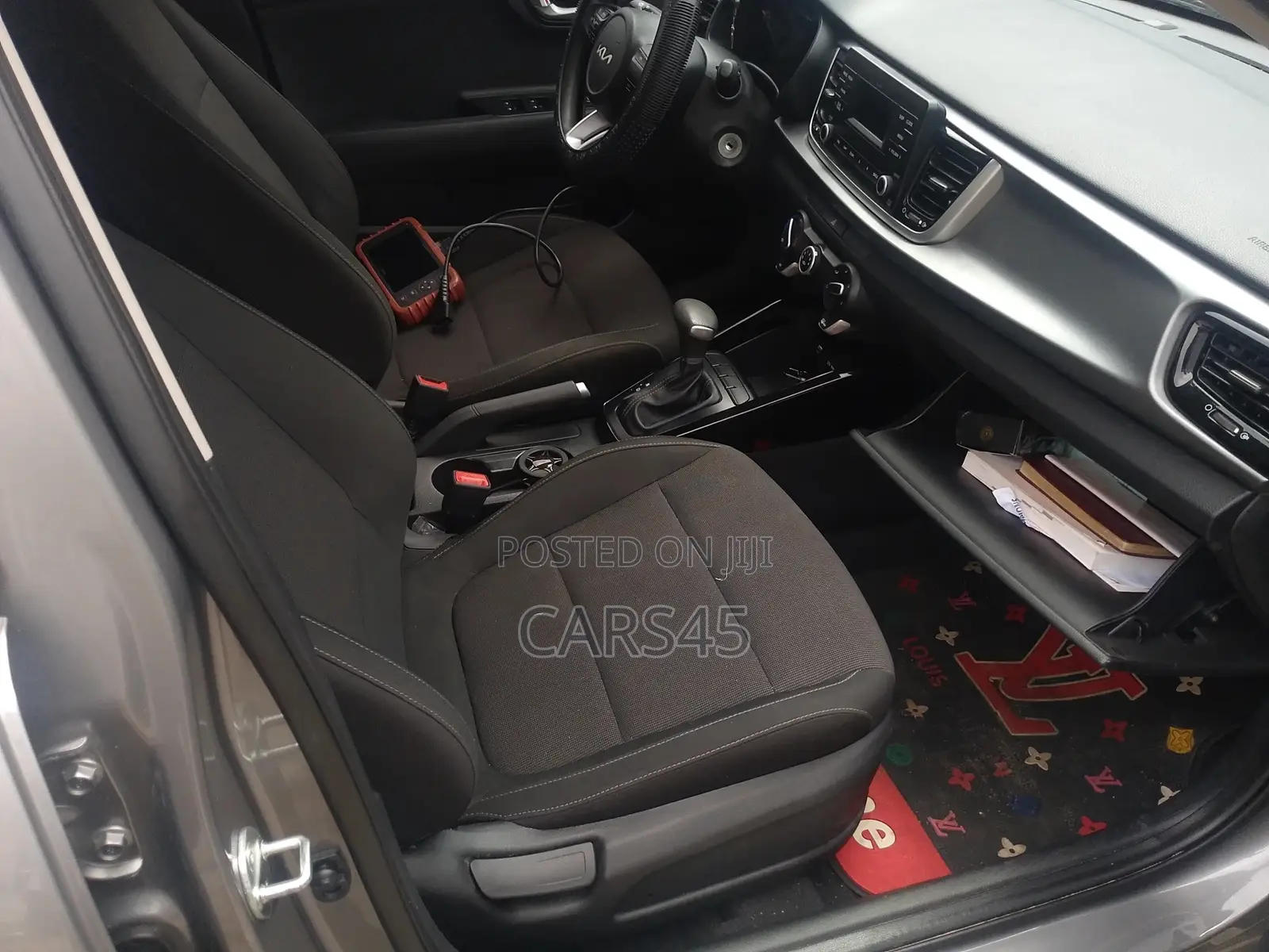 Kia Rio 2023 Gray