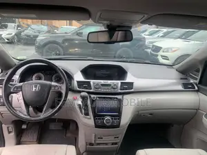 Honda Odyssey 2015 Silver