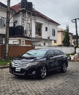 Toyota Venza XLE 2012 Black