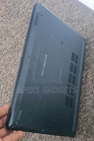 Laptop Dell Latitude 3580 16GB Intel Core i5 SSD 256GB