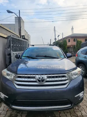 Toyota Highlander 2012 Blue