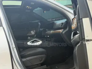 Mercedes-Benz GLE-Class 2022 Silver