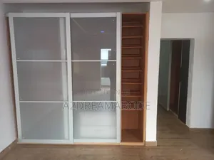 4bdrm Duplex in Ikeja for rent