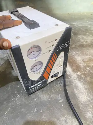 Firman FVR-M2000 Stabilizer