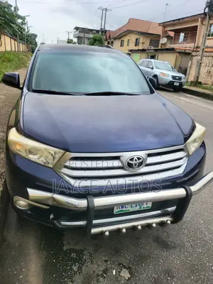 Toyota Highlander 2011 Blue